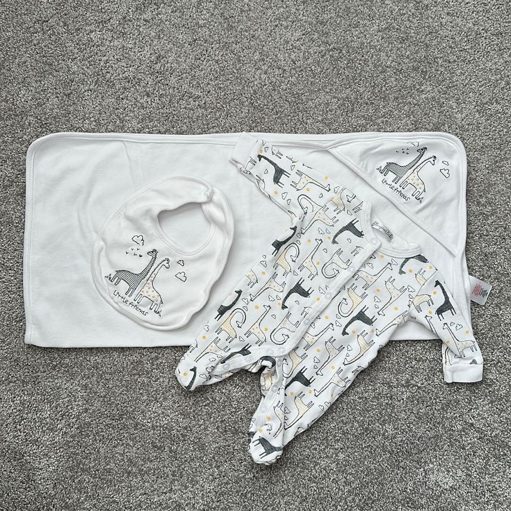 Bonjour Bebe 3 Piece Set